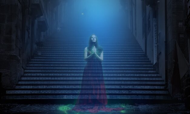 DYING TO KNOW PODCAST — GHOST SHORTS #2 — GRANDMA’S STORIES